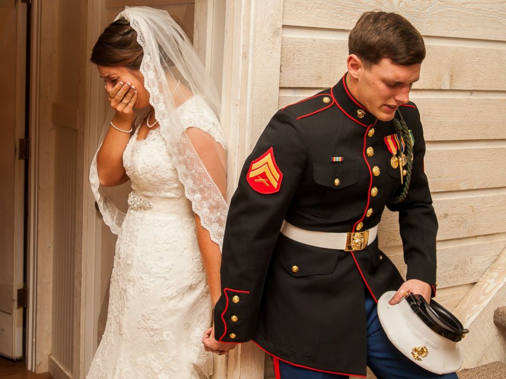 ht_marine_wedding_dwayne_schmidt_kb_150525_4x3_992.jpg